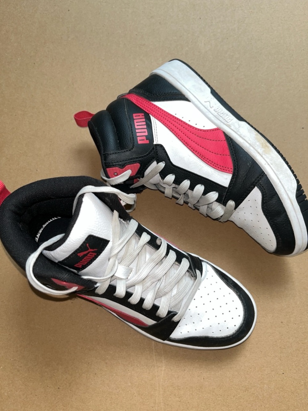 Puma Footwear Rebound V6 Mid Jr size 5 Y